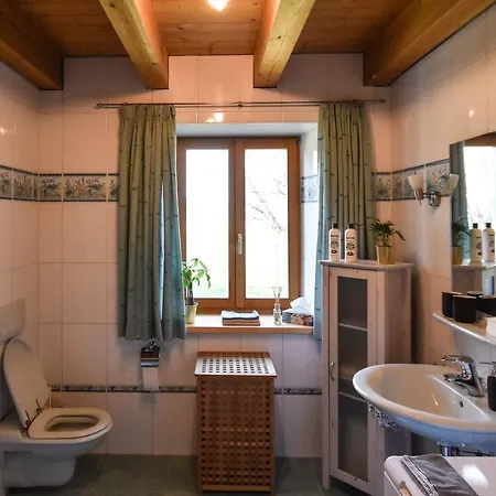 Charmante Chiemgauwohnung Lägenhet Wasserburg